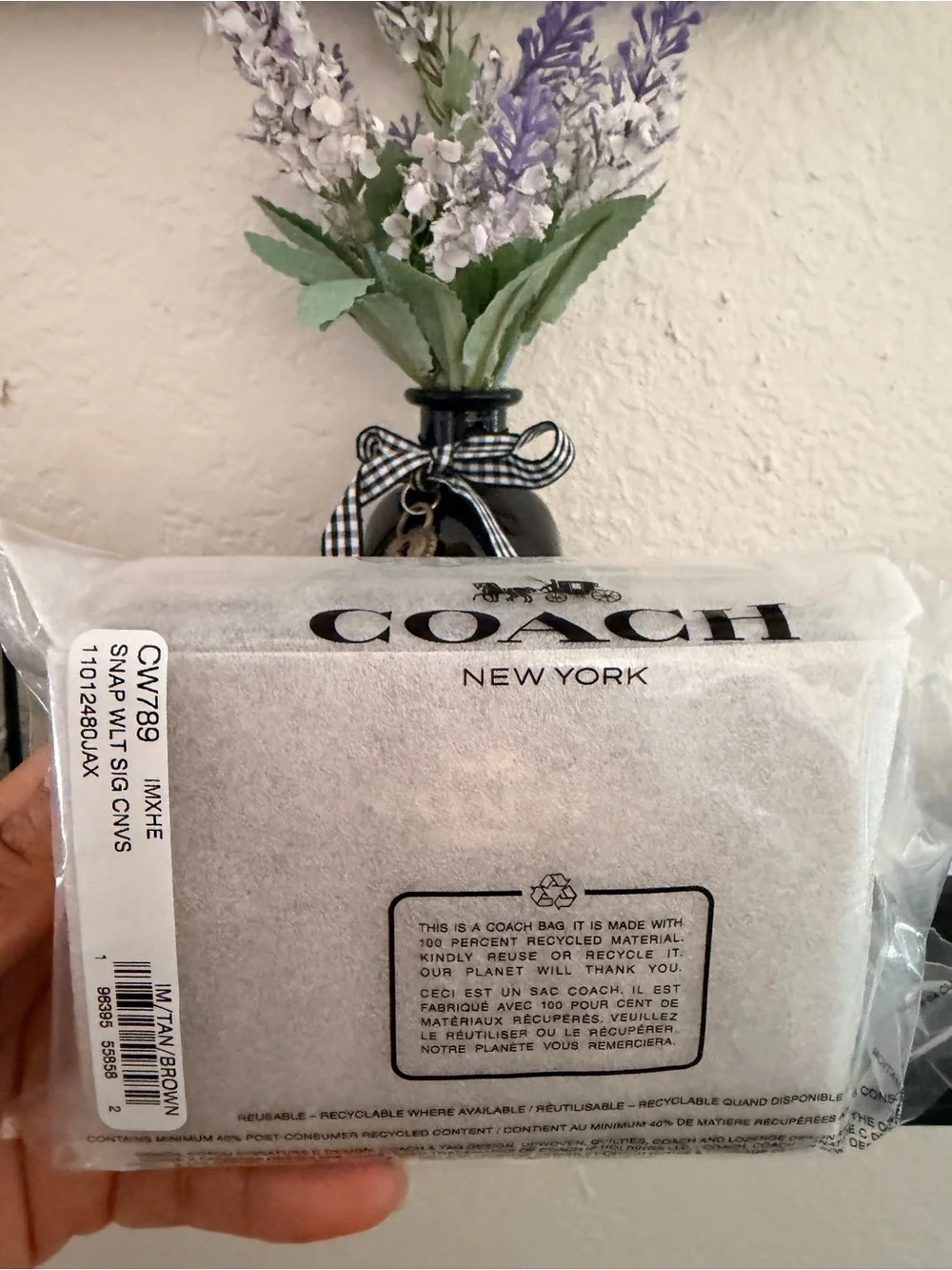 Coach Snap Wallet In Signature Canvas